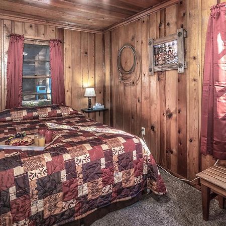 Apache Village 5, Queen Bed, Midtown, Sleeps 2 Ruidoso Extérieur photo