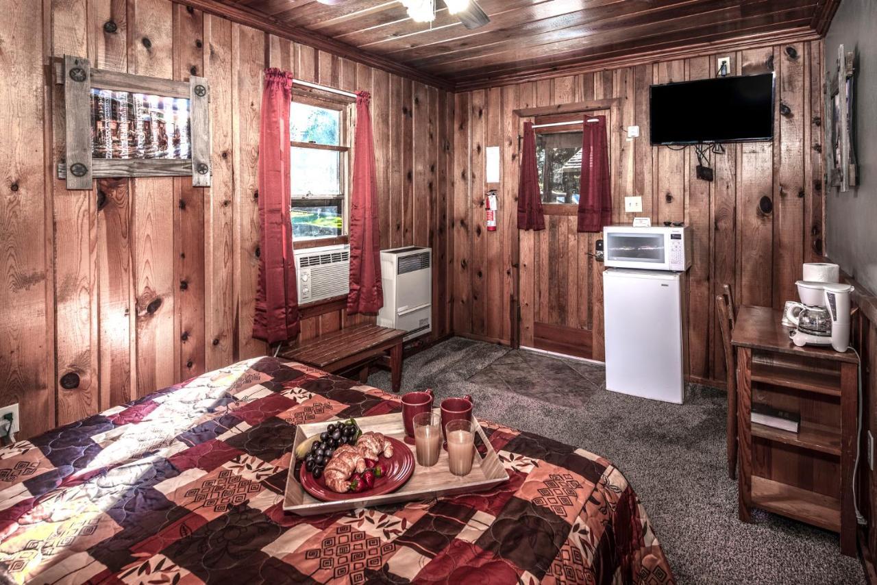 Apache Village 5, Queen Bed, Midtown, Sleeps 2 Ruidoso Extérieur photo